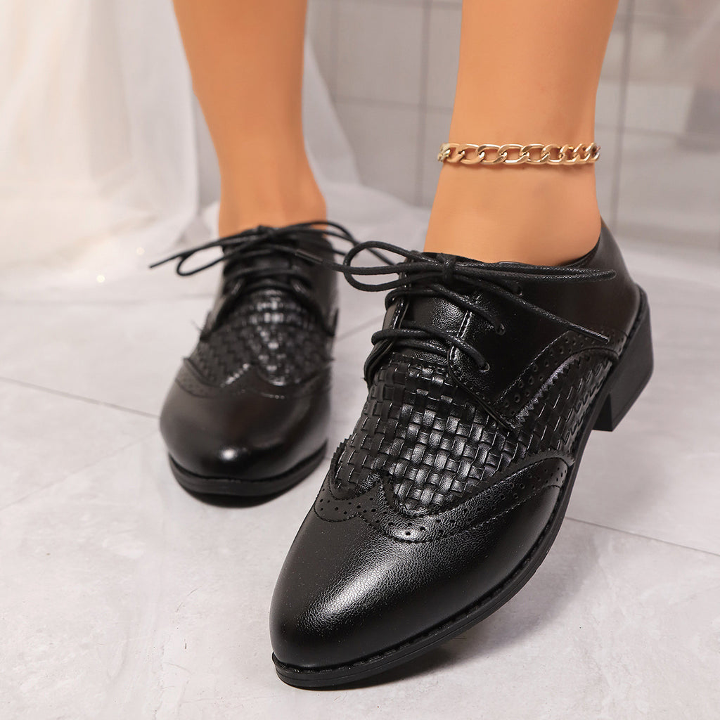 Retro Soft Leather Low Heel Brogue Lace-up Flat Pointed Pumps
